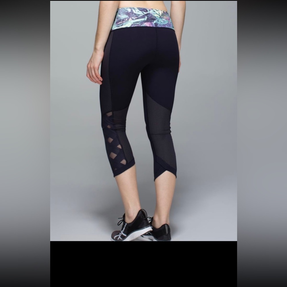 Lululemon Athletica Black Mesh Capris